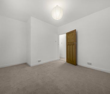 Middlewood Road, Aughton - Photo 4