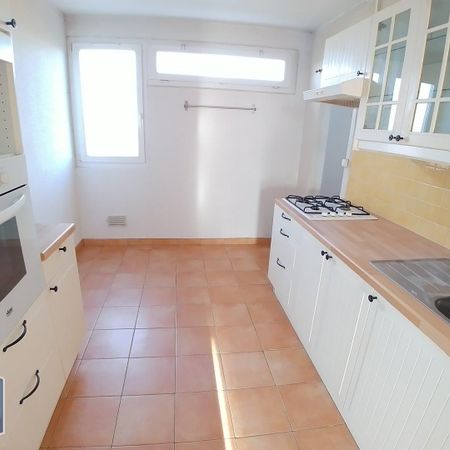 Location Appartement 2 pièces 59m² LILLE 59000 - Photo 3