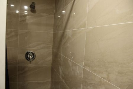 For Lease - 2466 St Clair Avenue Unit# 301, Toronto, Ontario - Photo 3