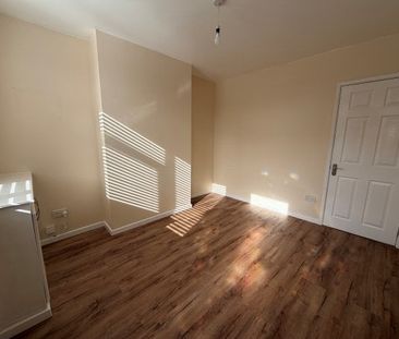 Cemetery Road, Cannock, WS11 5QH, Property for rent - Photo 3