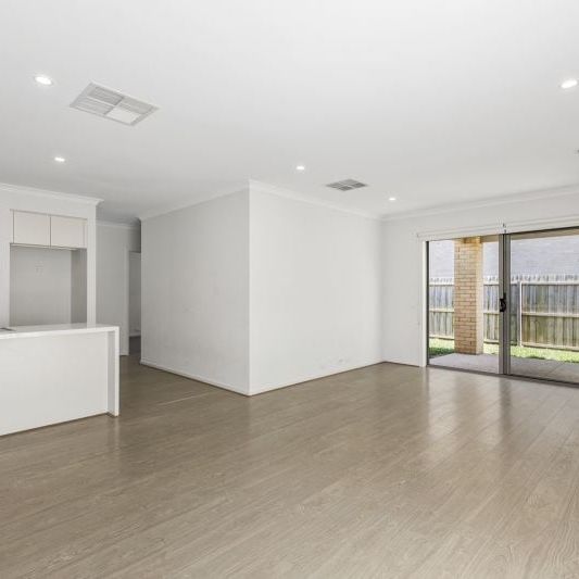 175 Coastside Drive, Armstrong Creek - Photo 1