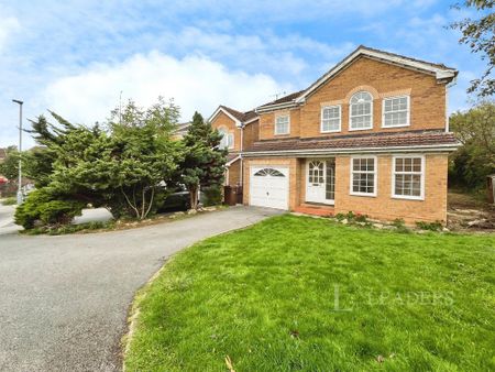 4 bedroom detached house to rent - Photo 2