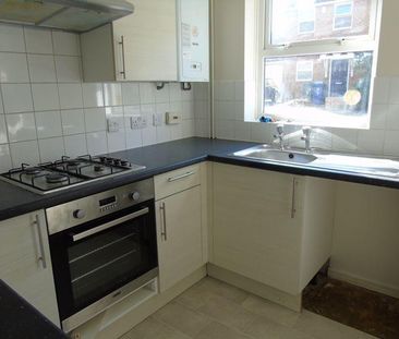 2 bedroom semi-detached house to rent - Photo 1