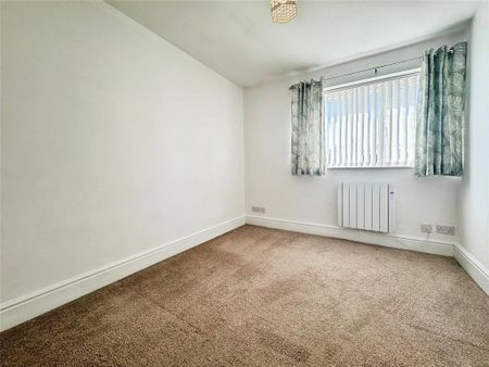 2 bedroom semi-detached house to rent - Photo 3
