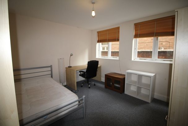 1 Bed Student Accommodation - Photo 1