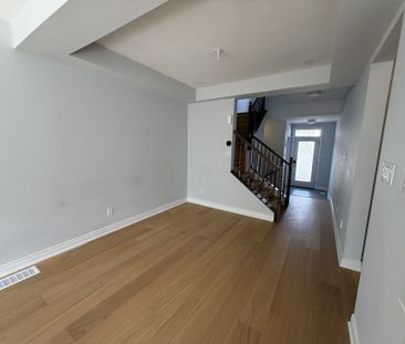 For Lease - 569 Rye Grass Way, Barrhaven, Ontario - Photo 5