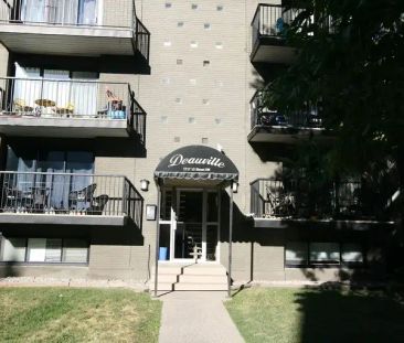 Fantastic 1BR apartment in Lower Mount Royal - steps away from 17th Ave | 102 - 1717 12 St SW, Calgary - Photo 1