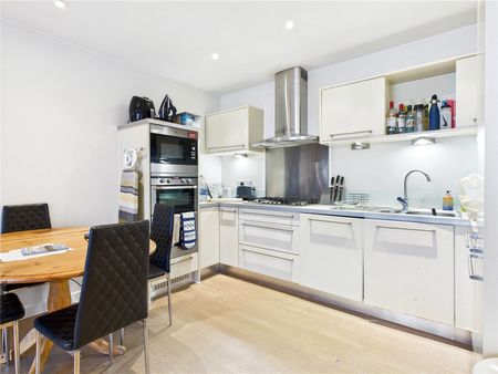 Harbour Square, Waterside Marina, Brightlingsea, Essex, CO7 0GE - Photo 5