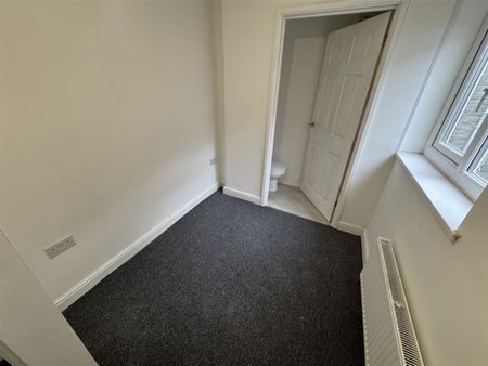 House For Rent Glamorgan Street, Ebbw Vale - Photo 2