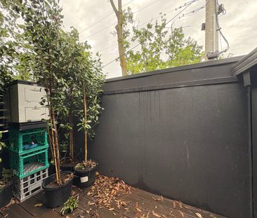 No Maintenance Gem - Photo 1