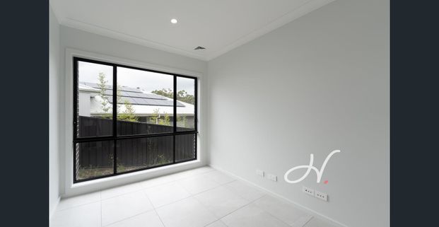 NEW BENCHMARK LUXURY: BRAND NEW LEGANT 4-BEDROOM ELEEBANA RESIDENCE - Photo 1