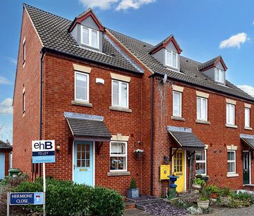 Coriolanus Square, Warwick Gates Heathcote, Warwick - Photo 1