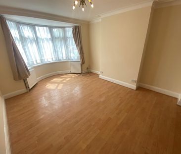 Hale Lane, HA8 9RD, Edgware - Photo 4