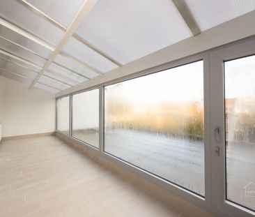 Vernieuwd en zonnig 2 slaapkamer appartement - Foto 2
