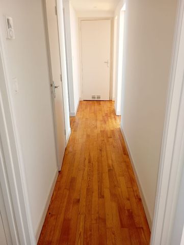 Location Appartement 3 pièces 63m² - Photo 3