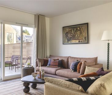 A brand new four bedroom house with a private garden in the heart o... - Photo 1