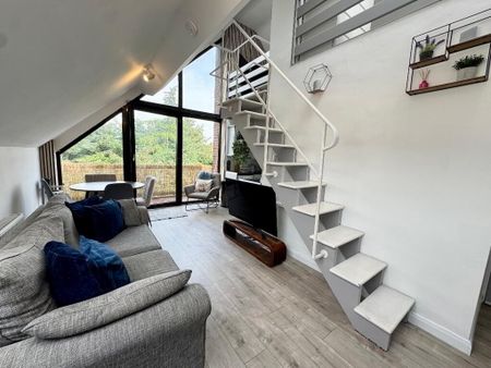 40 Balmoral Court, Belfast, BT9 7GR - Photo 3