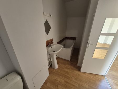 Location Appartement 1 pièce 26m² LILLE 59000 - Photo 2