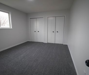 Bright & Updated 2-Bedroom Unit with Parking - Photo 1