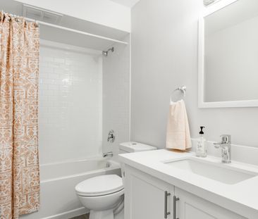 150 Bay Street South - Photo 3