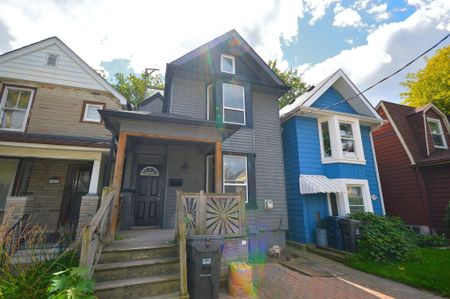 For Lease - 1801 Dundas Street Unit# Basement, Toronto, Ontario - Photo 3