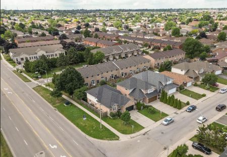 For Lease - 1 RESOLUTE Drive Unit# (BASEMENT), Hamilton, Ontario - Photo 4