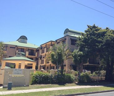 Stunning 2-bedroom unit for rent in Southport - Photo 5