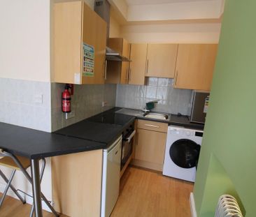 1 bedroom apartment to rent - Photo 4