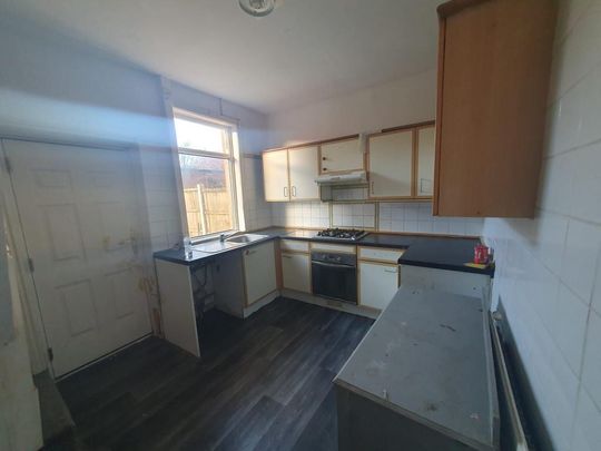 2 bedroom terraced house to rent - Photo 1