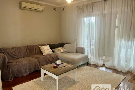 Comfortable Coastal Living - Photo 2