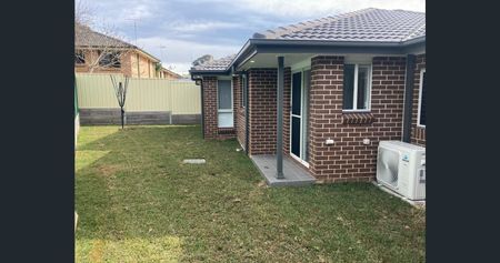 Three bedroom home - Photo 4