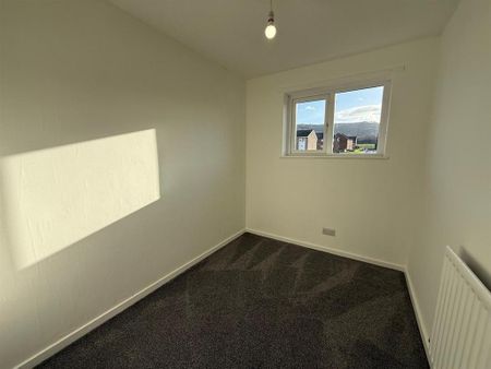 3 bedroom house to rent - Photo 3