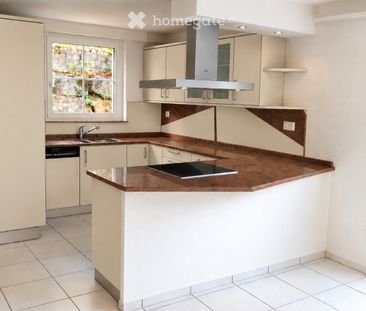Gut gelegenes grosszügiges 4.5-Zimmer-Doppeleinfamilienhaus mit kle... - Photo 5