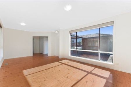 Oakleigh East - Photo 2