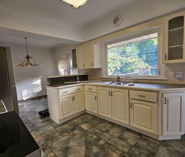 For Lease - 964 King Road Unit# Upper, Burlington, Ontario - Photo 5