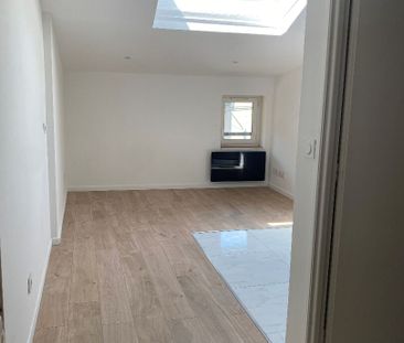 LOCATION STUDIO - OULLINS, - Photo 2