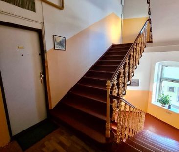 Pronájem bytu 3+kk 101 m2 - Fotografie 2