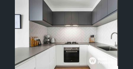 Two Secure Car Parks - Chapel St and Albert Park Lake on Your Doorstep - Photo 4