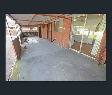 NEAT HOUSE CLOSE TO ALL AMENITIES - Photo 6