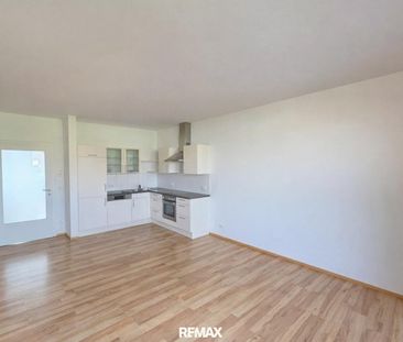 Moderne 3-Zimmer-Wohnung mit Loggia in zentraler Lage - Foto 3
