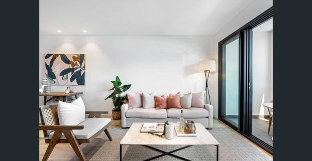 Stunning Designer Home + Study has Privacy & Serenity - Photo 1