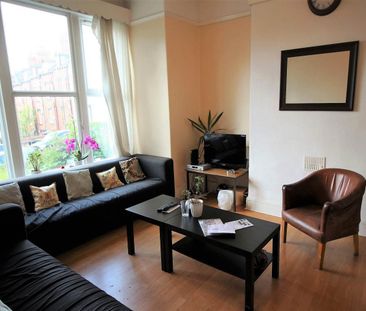 Lucas Street (Room 6), Headingley, Leeds - Photo 3