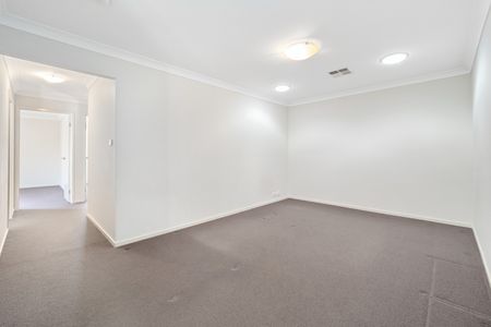 Modern Family Home in a Prestigious Location - Photo 2