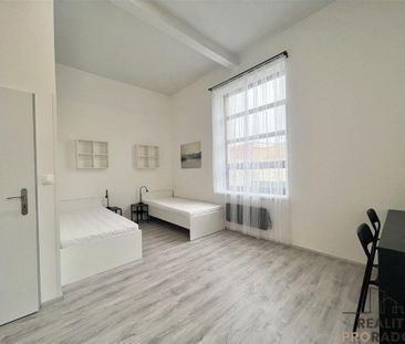 Pronájem bytu 2+1 43 m2 - Fotografie 5