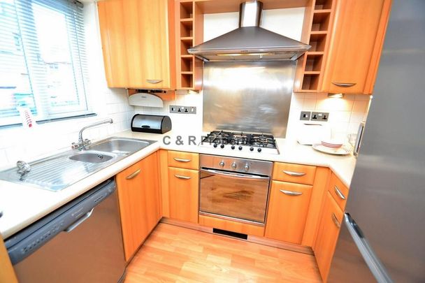 2 bedroom terraced house to rent - Photo 1