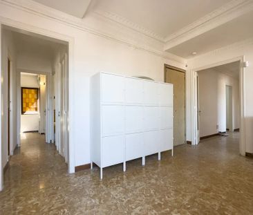 Carrer de Sant Pau, Barcelona, Catalonia 08001 - Photo 4