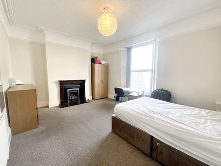 Arundel Crescent, Plymouth - Photo 2