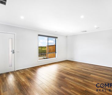 14 Gold Dust Rd, Beveridge VIC 3753 - House For Rent | Domain - Photo 1