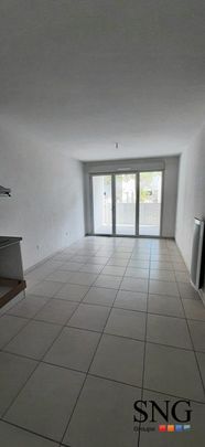 T2 AVEC BALCON ET PARKING - Photo 1