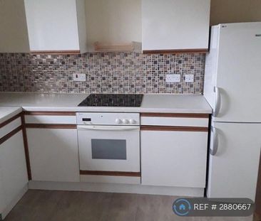 2 bedroom flat to rent - Photo 6